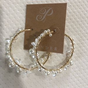 NWT Plunder pearl hoops